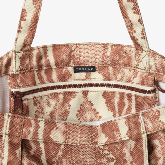 Cody - Daily Tote Bag