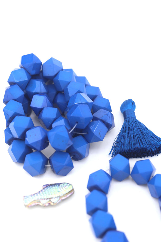 Classic Blue 12 Sided Faceted Cube Beads, German Resin, 10mm, 12 Beads