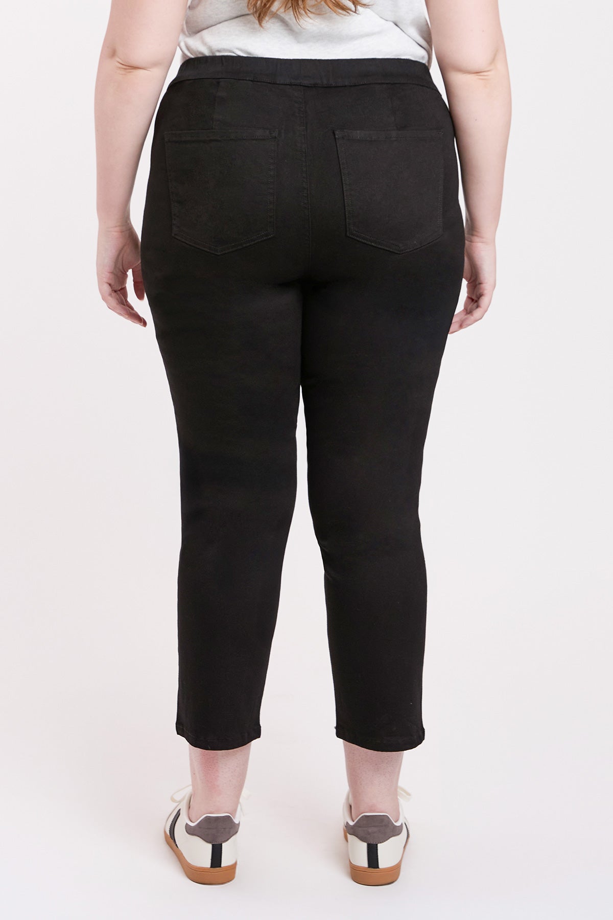 Women's Plus High Rise Pull On Straight Leg Jogger