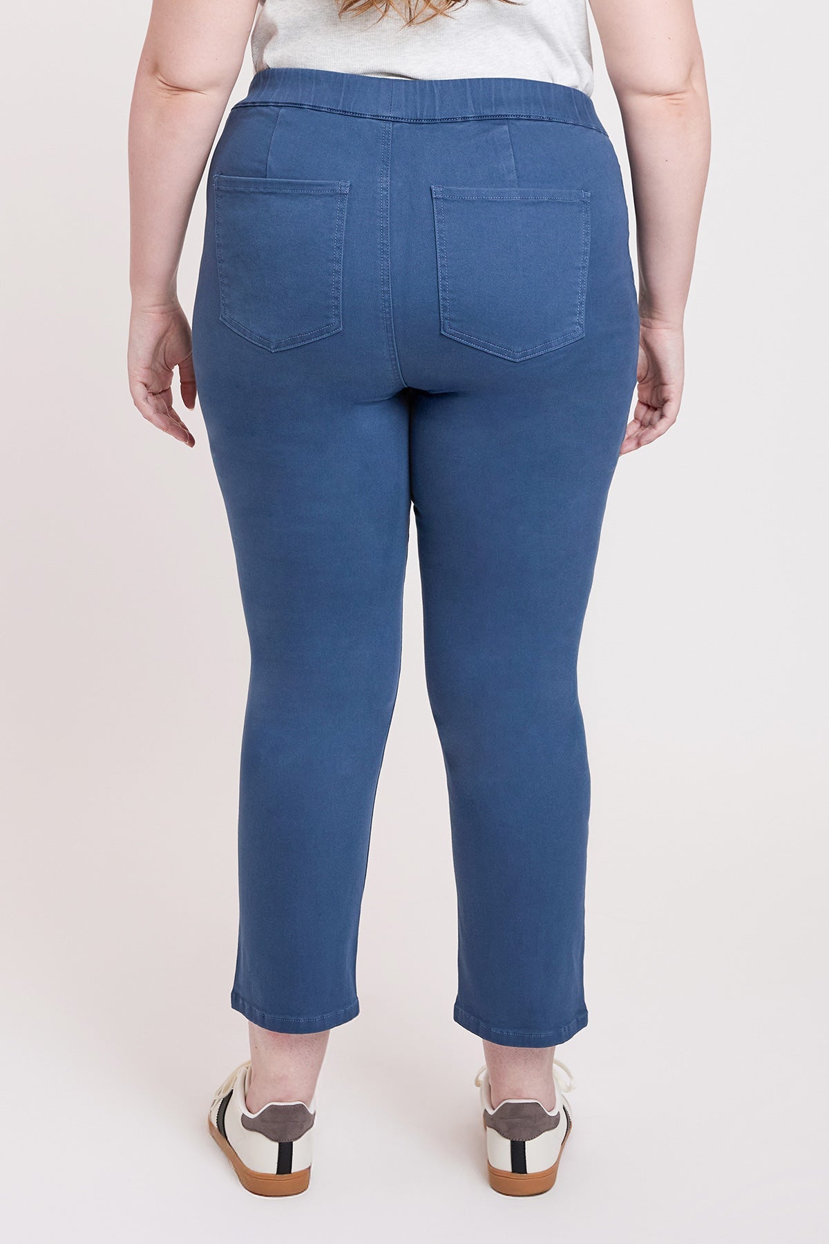 Women's Plus High Rise Pull On Straight Leg Jogger