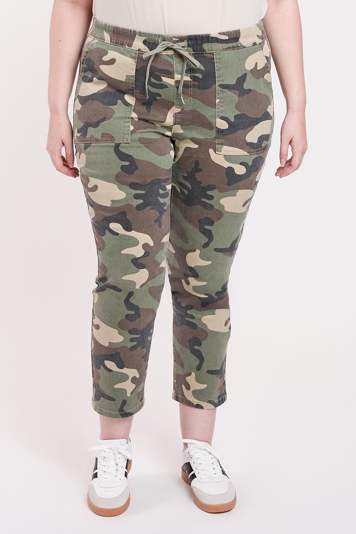 Women's Plus High Rise Pull On Straight Leg Jogger