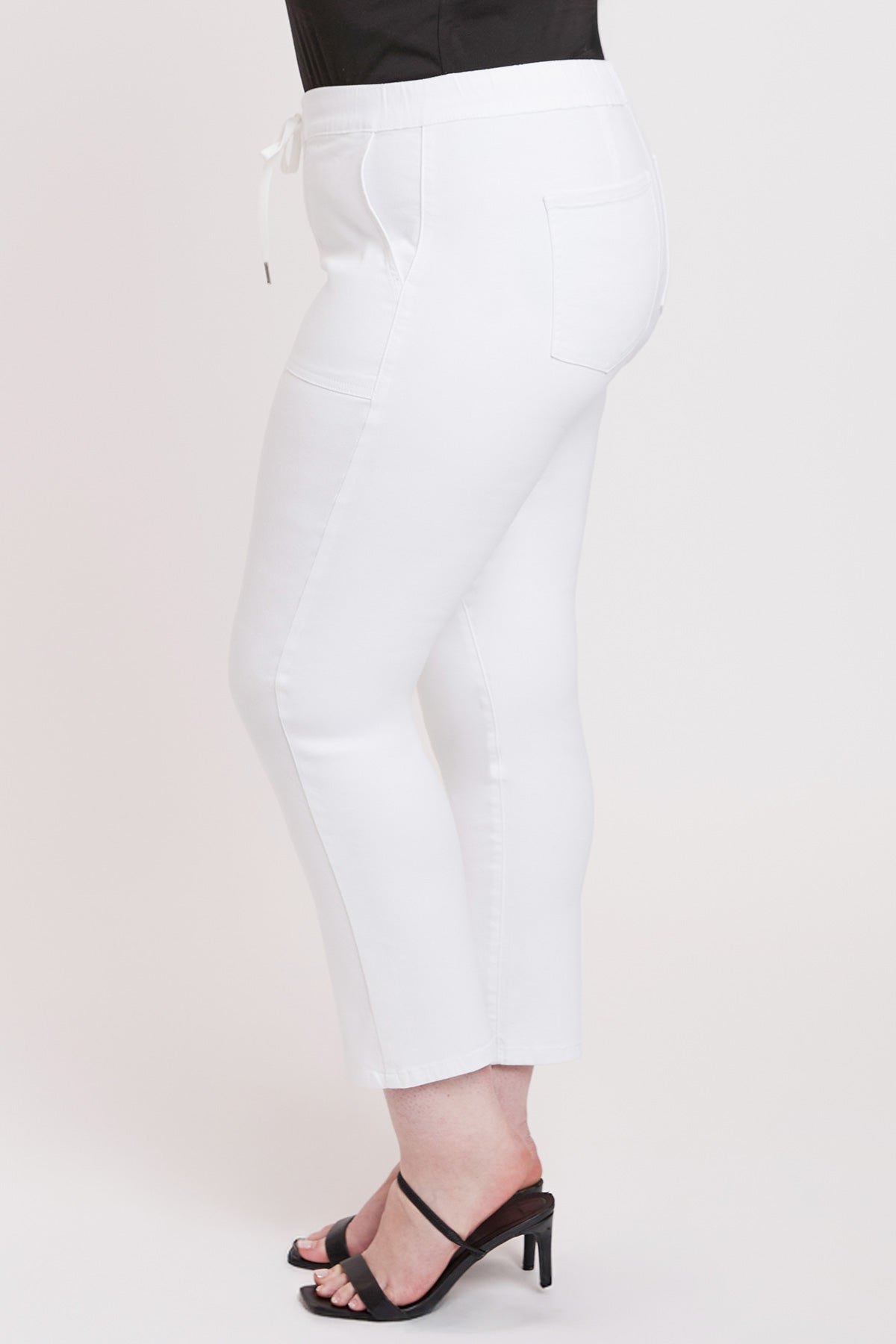 Women's Plus High Rise Pull On Straight Leg Jogger