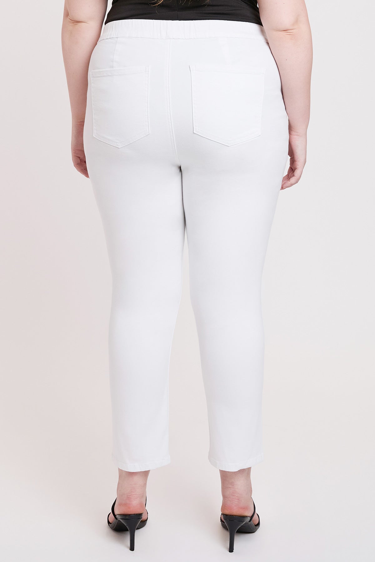 Women's Plus High Rise Pull On Straight Leg Jogger