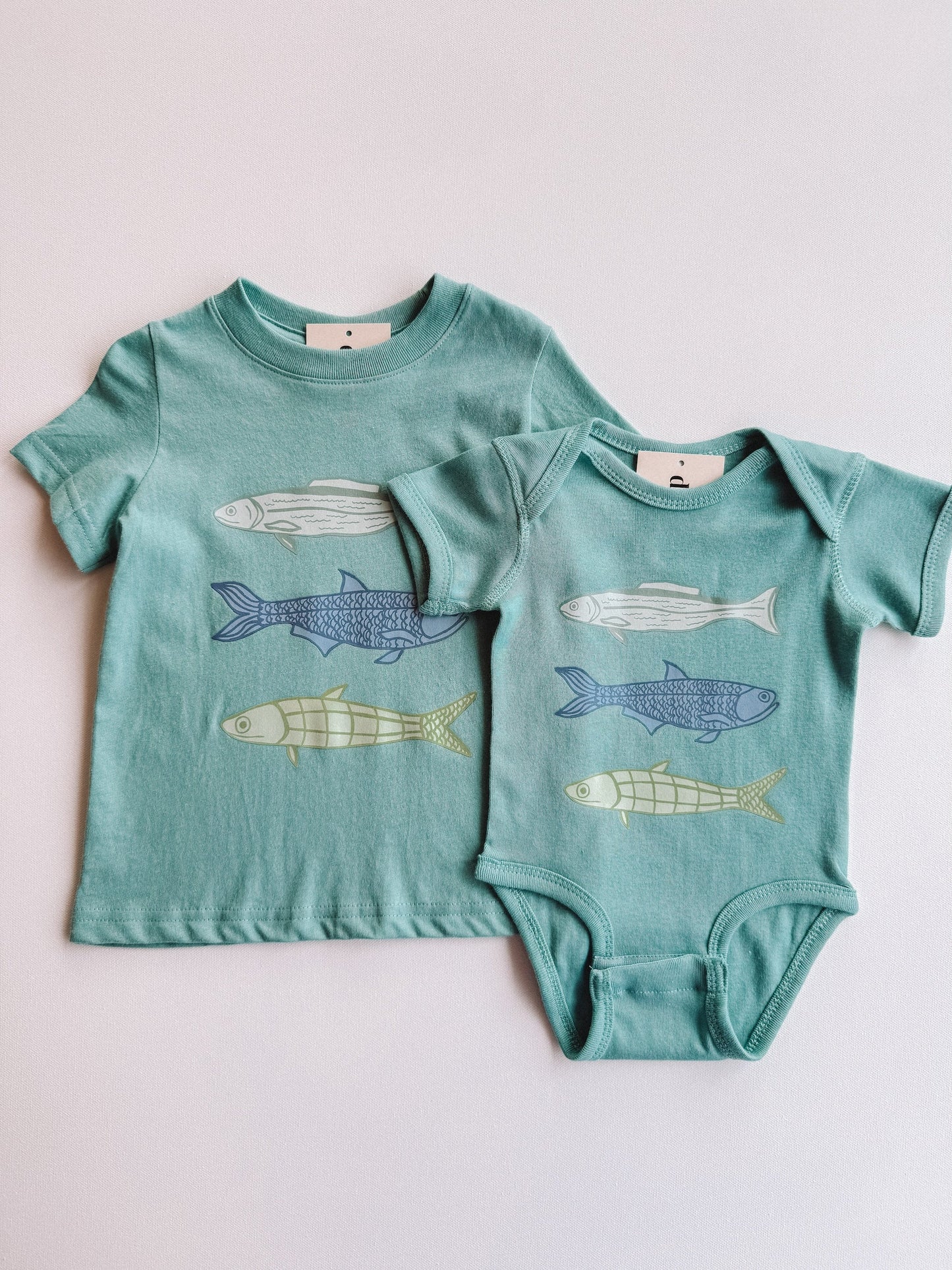 catch + release tee