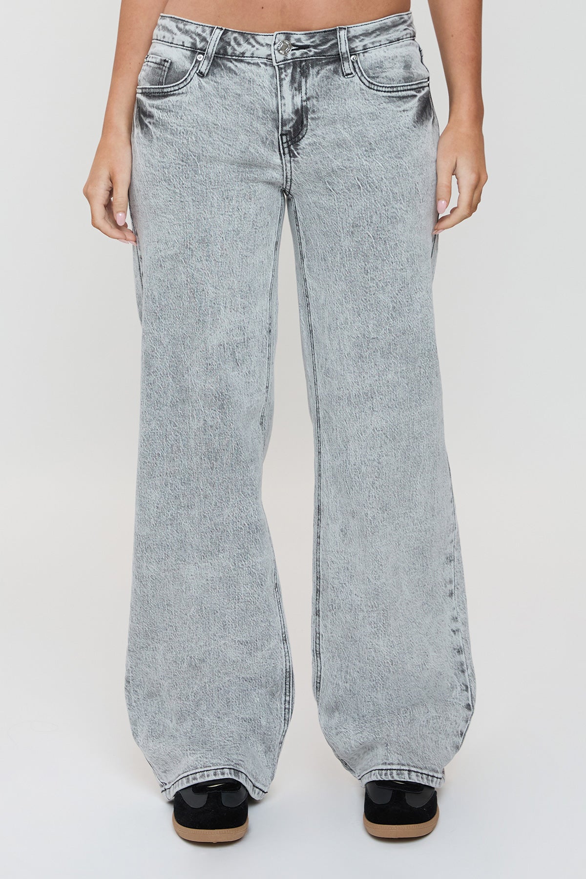 Women's Luxe Brittany Wide Leg Jeans