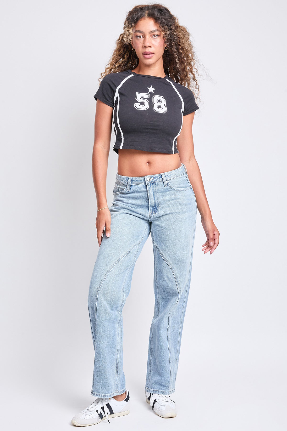 Women's Mid Rise Relaxed Rigid Straight Leg Jeans