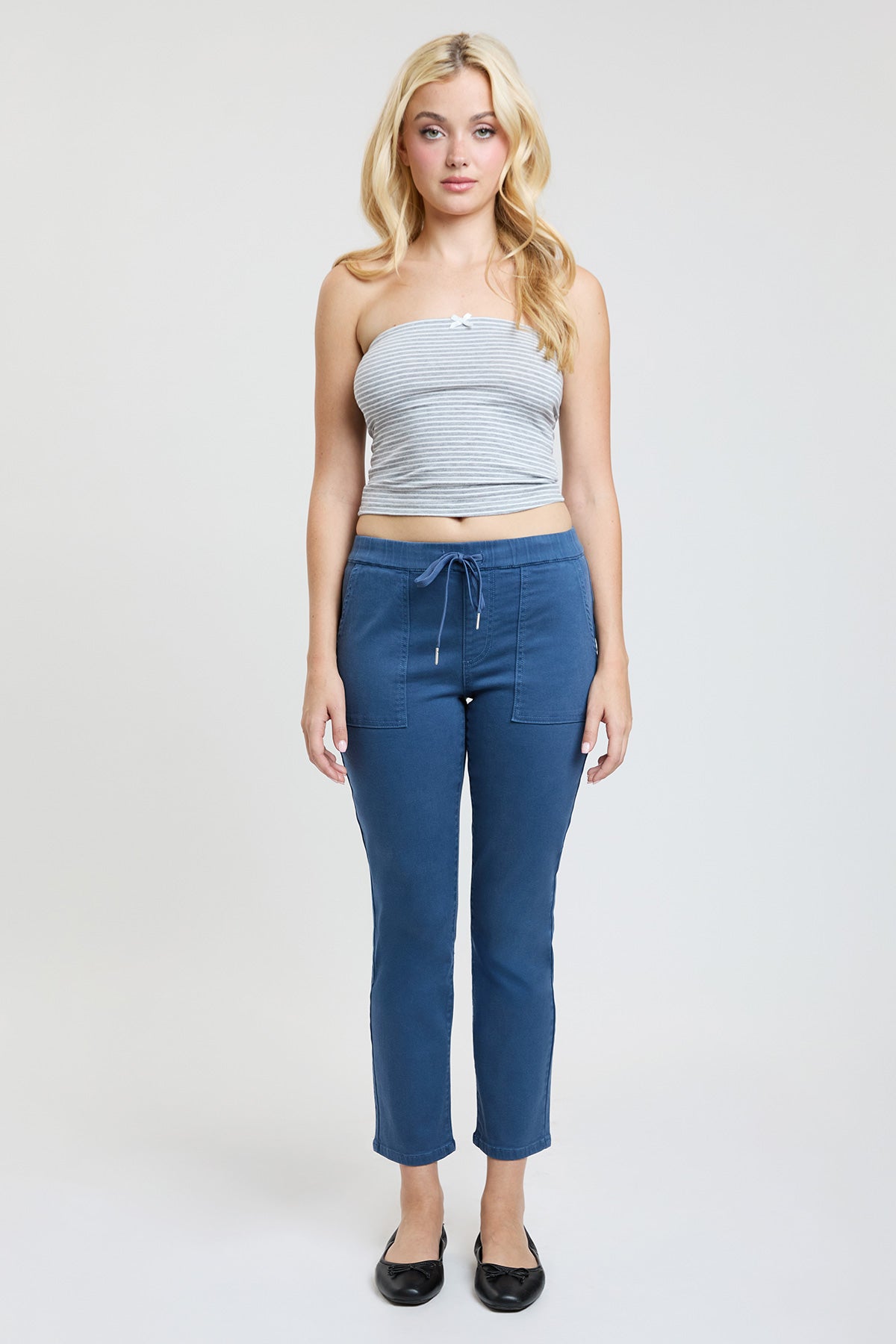 Women's High Rise Pull On Straight Leg Jogger