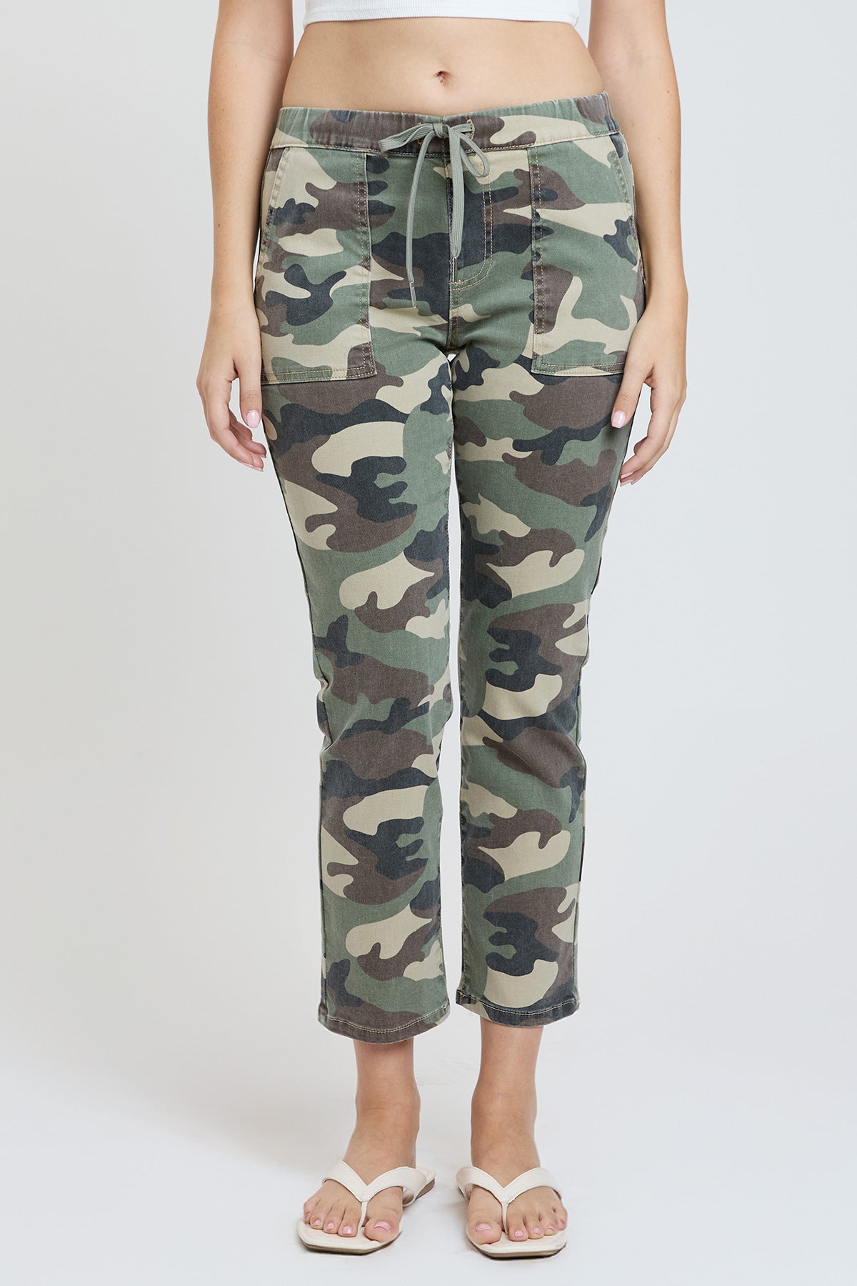 Women's High Rise Pull On Straight Leg Jogger