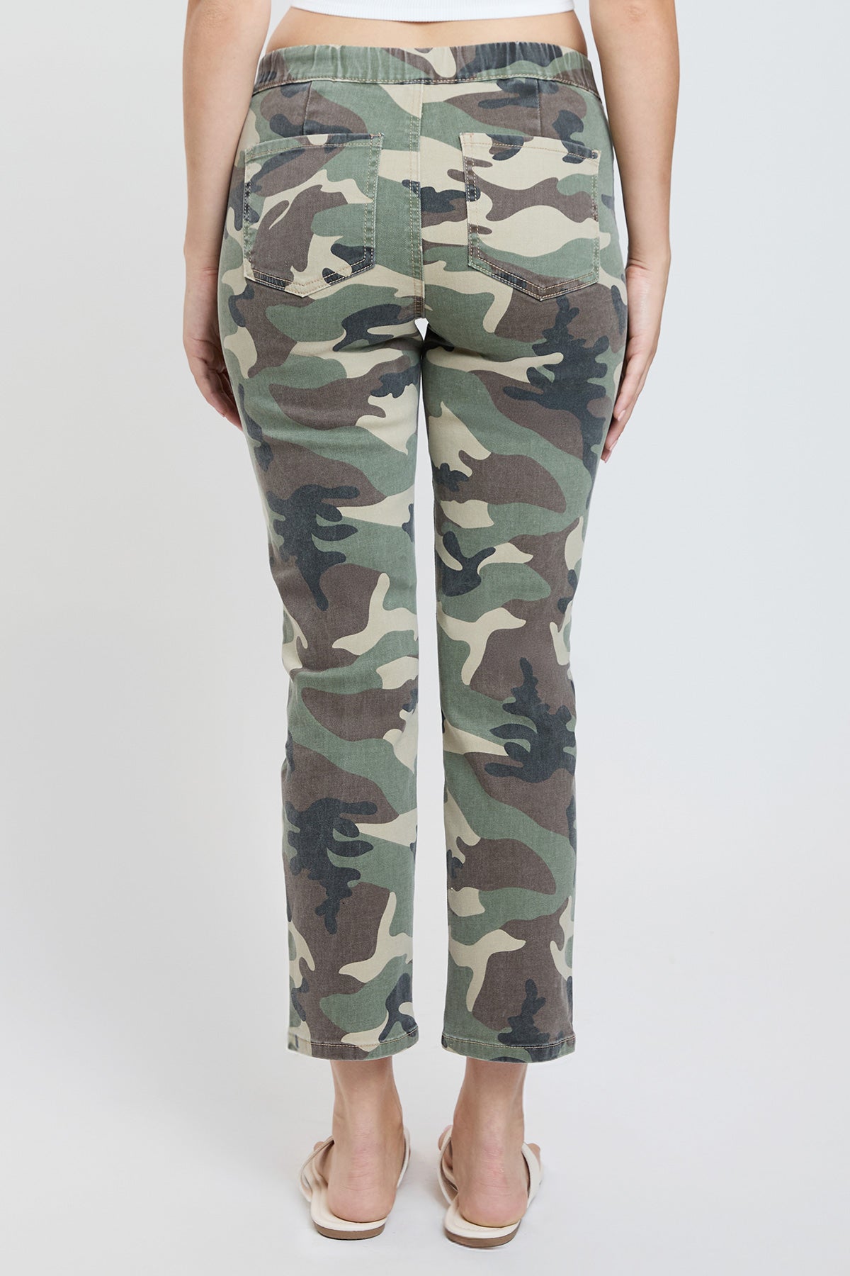 Women's High Rise Pull On Straight Leg Jogger