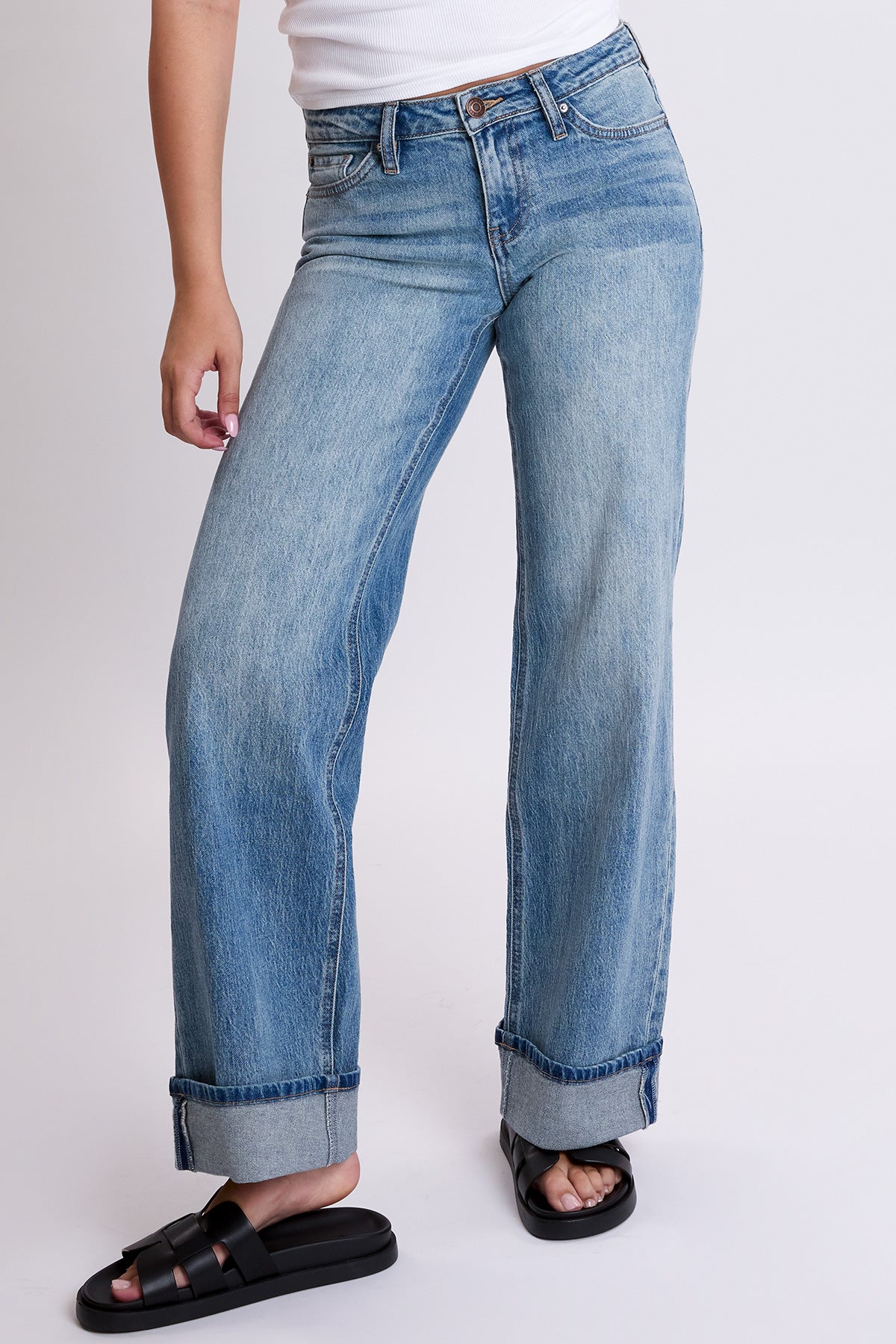 Women's Luxe Brittany Low Rise Wide Leg Cuff Jeans