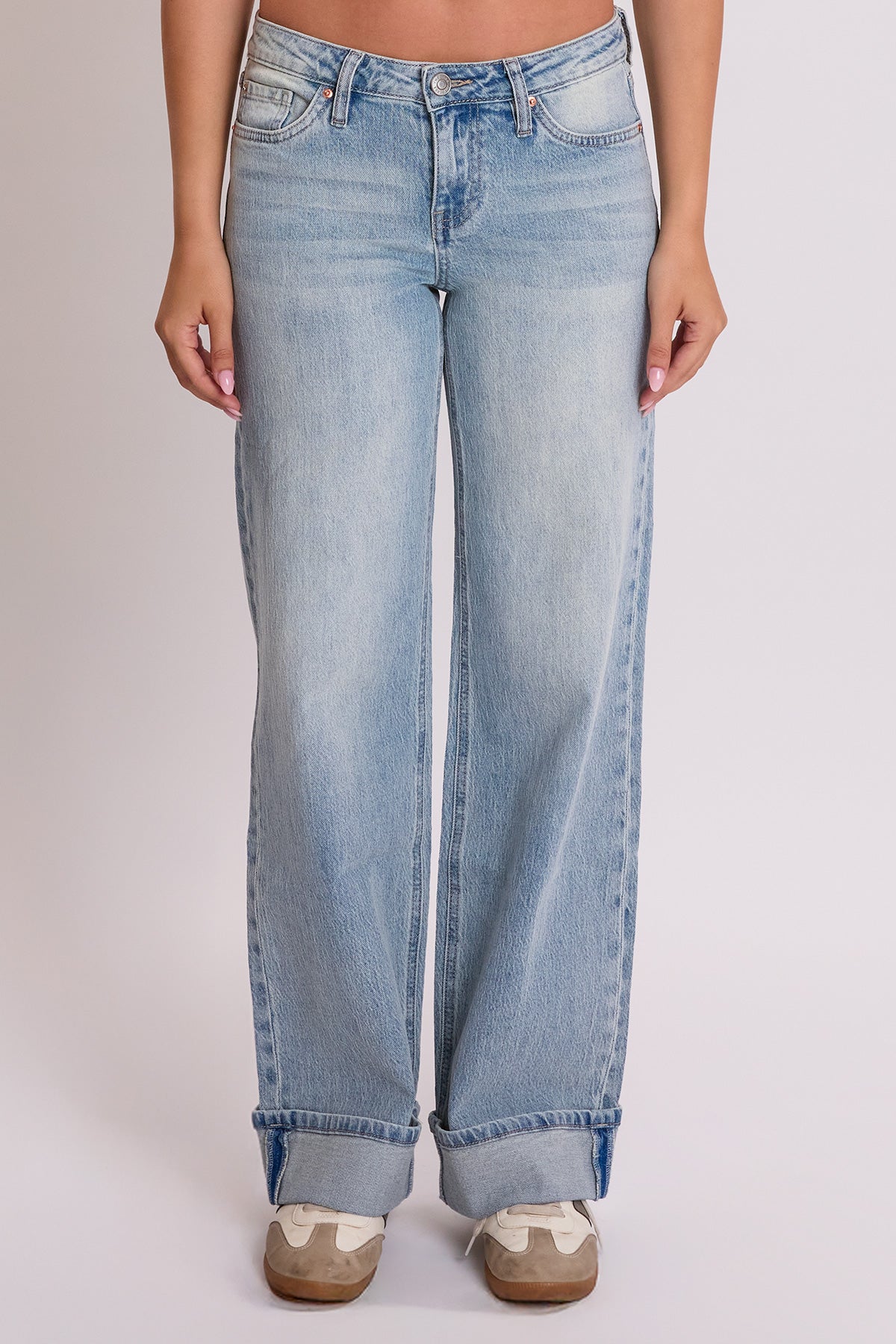 Women's Luxe Brittany Low Rise Wide Leg Cuff Jeans