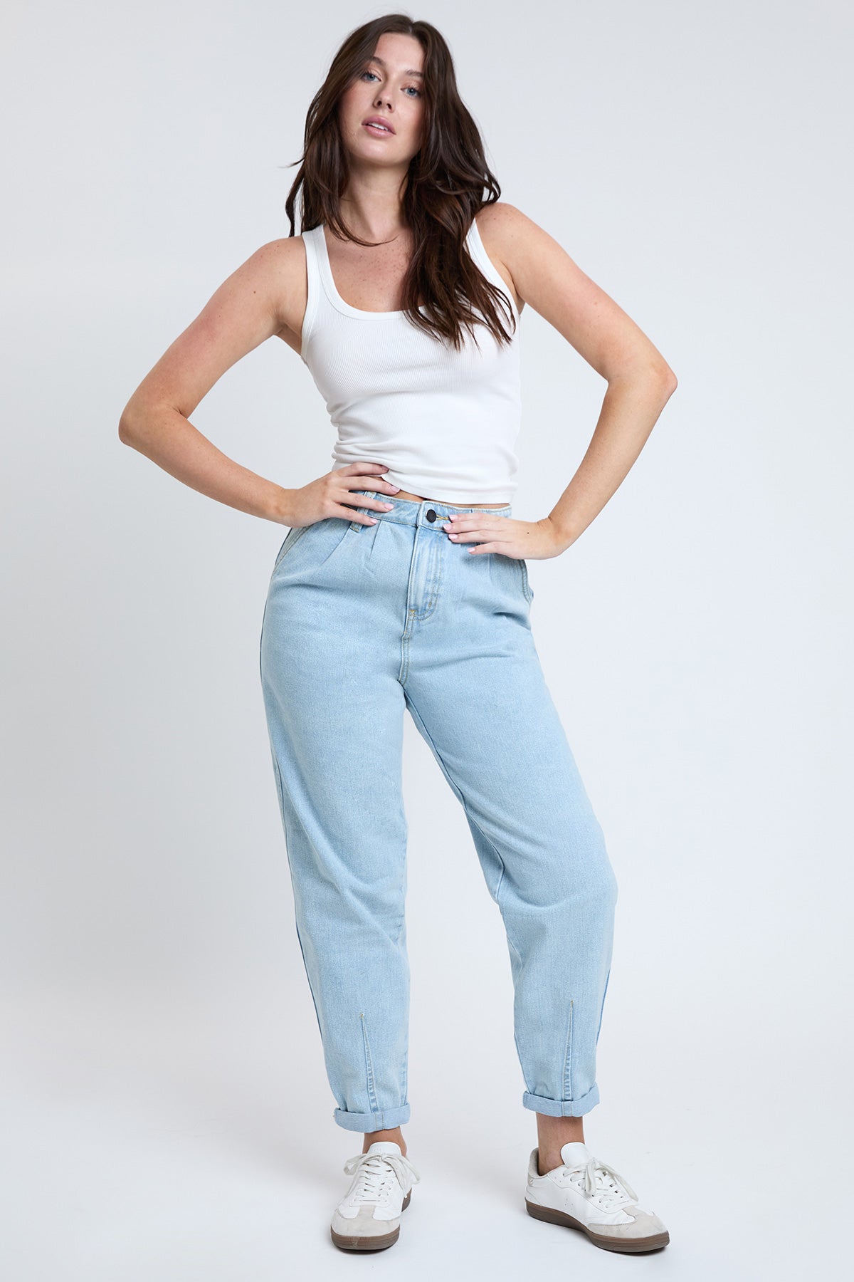 Women's Pleated Mom Jeans