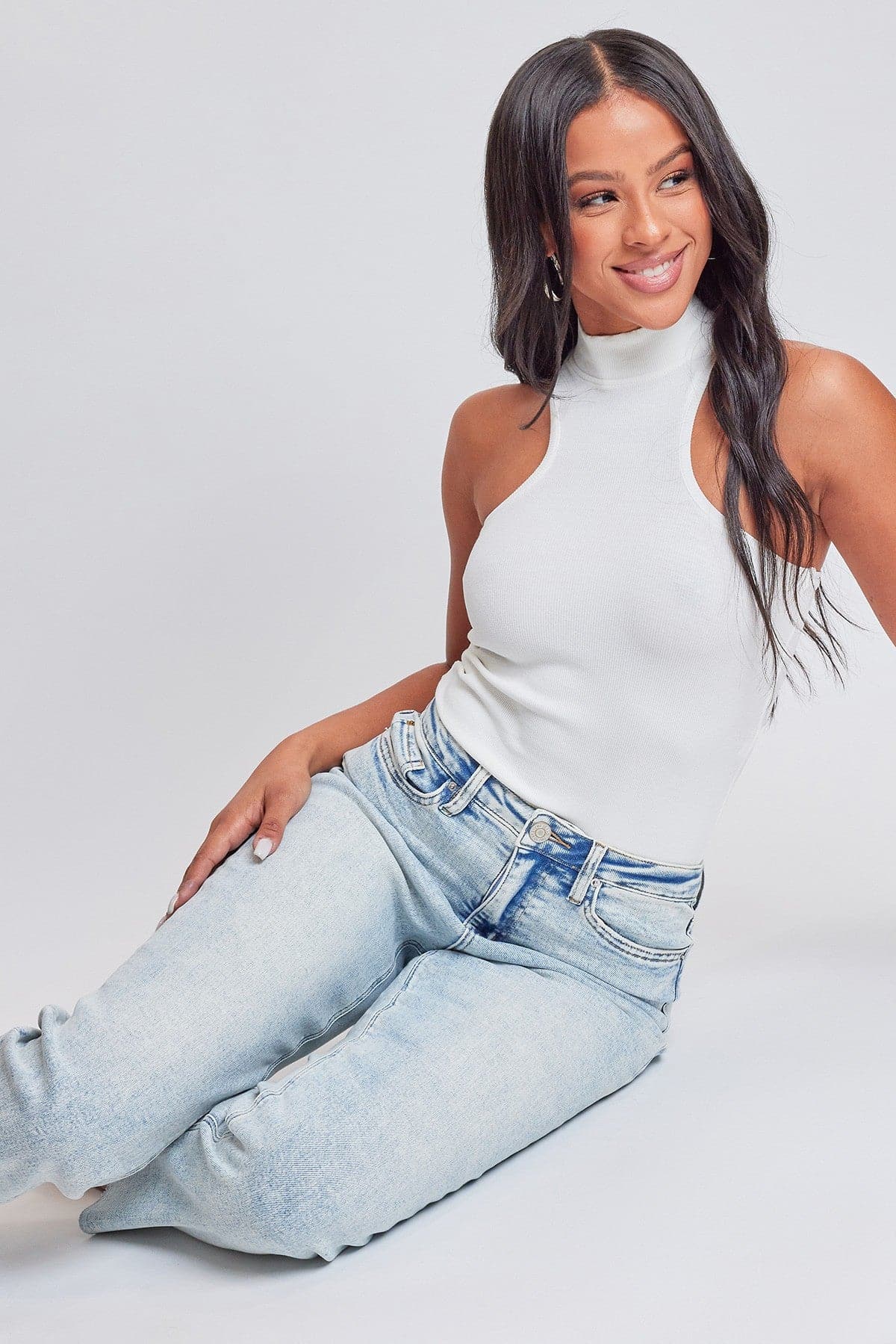 Women's Luxe Cropped Straight Leg Jeans