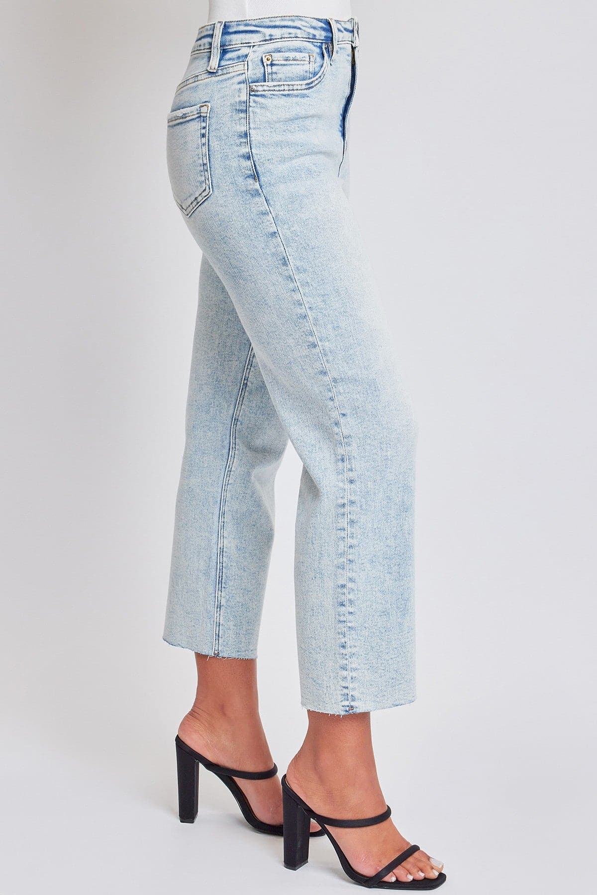 Women's Luxe Cropped Straight Leg Jeans