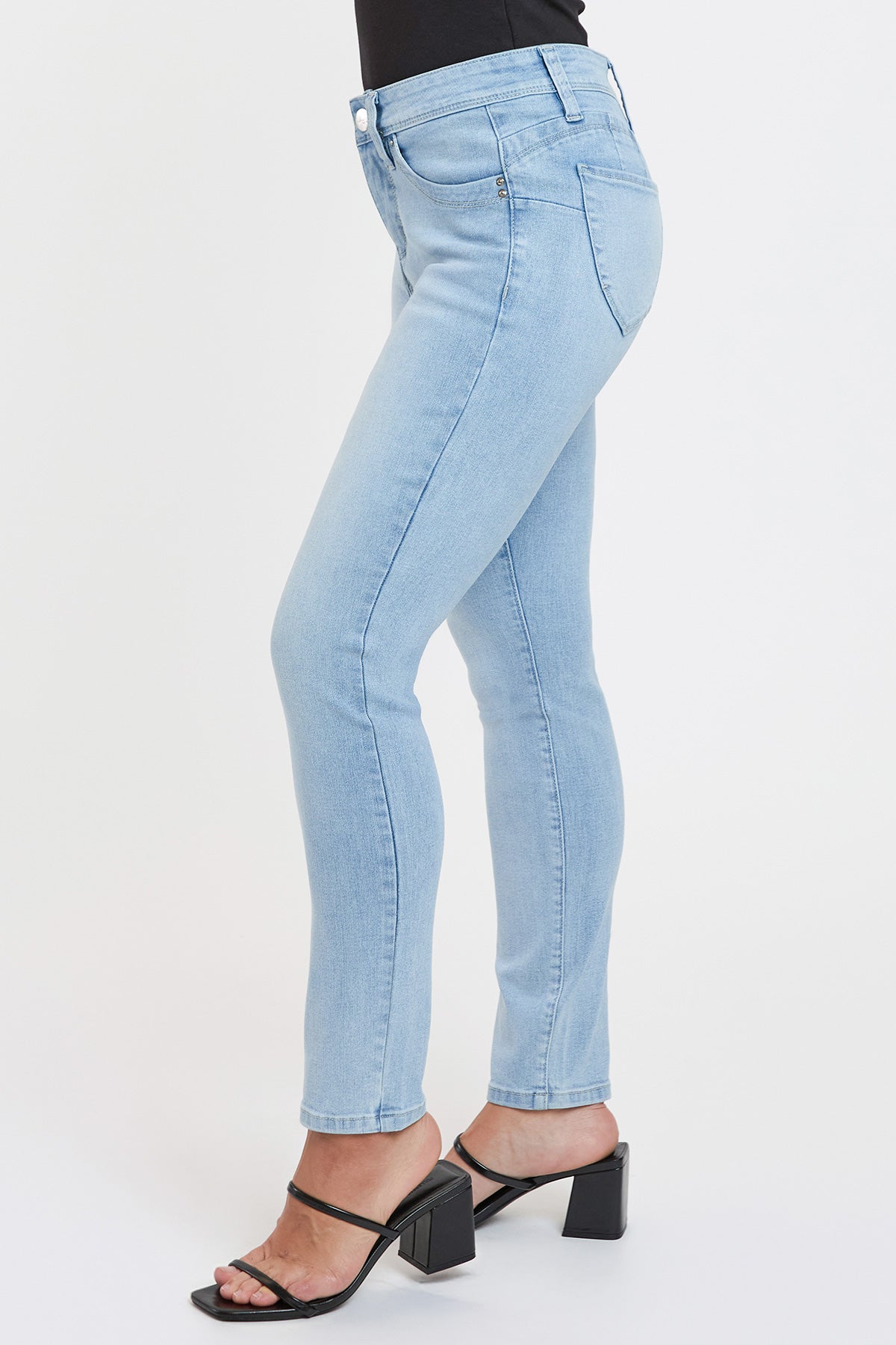 Women's Petite Curve Confidence WannaBettaButt Mid Rise Skinny