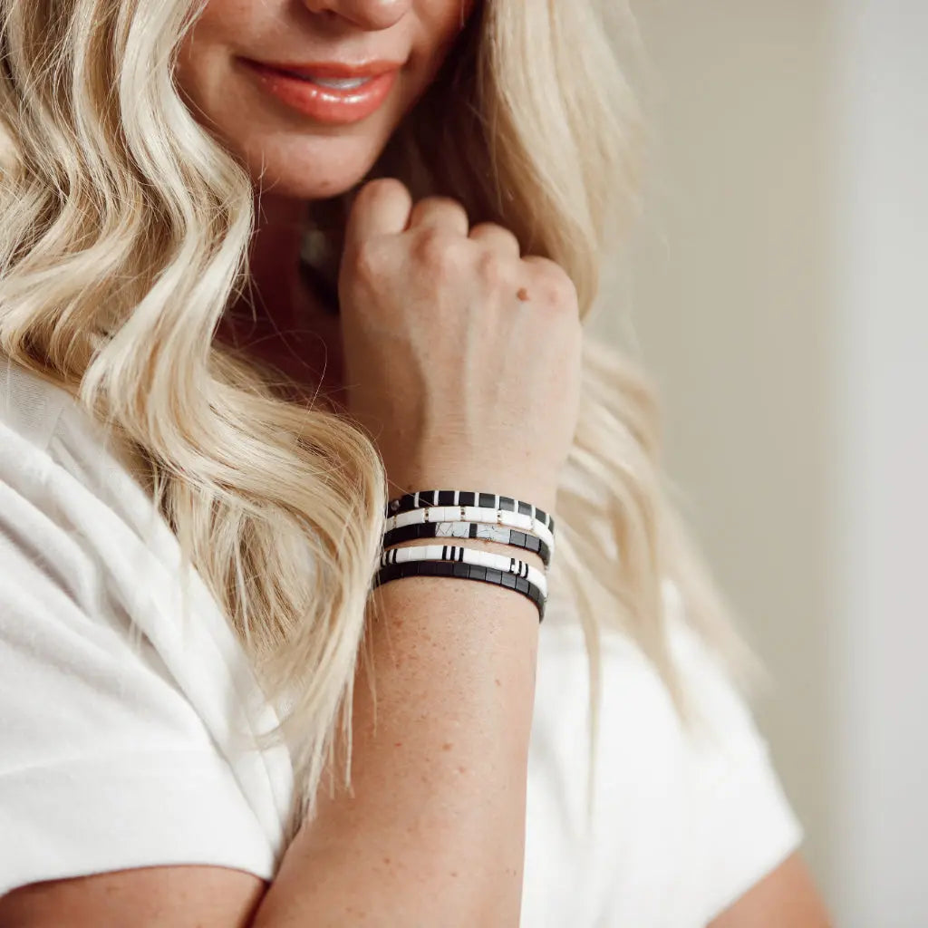 CRIMINAL - Tila Bracelet Stack