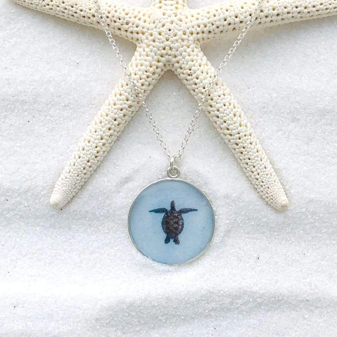 Turtle Round Necklace