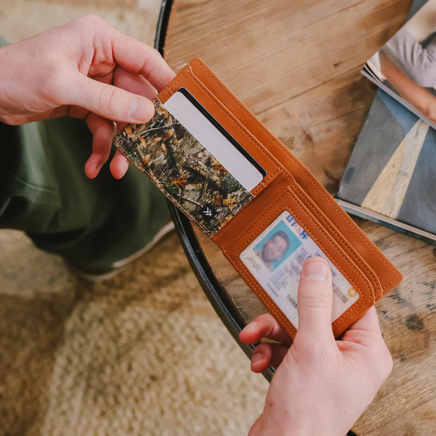 Realtree Edge - Vegan Leather Bifold Wallet