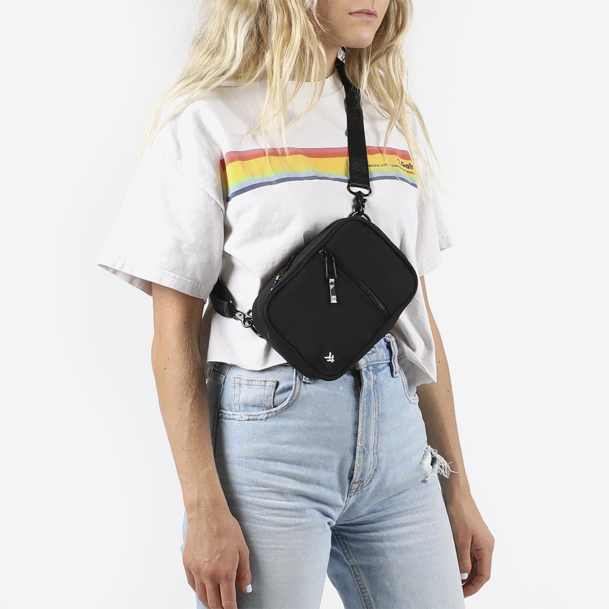Black - Crossbody Bag