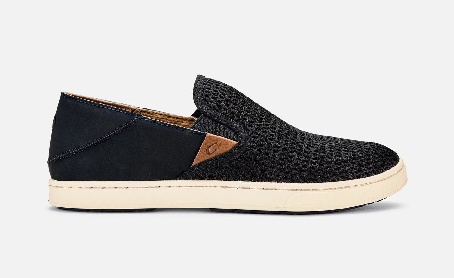 OluKai Women's Pehuea Sneaker (Black)