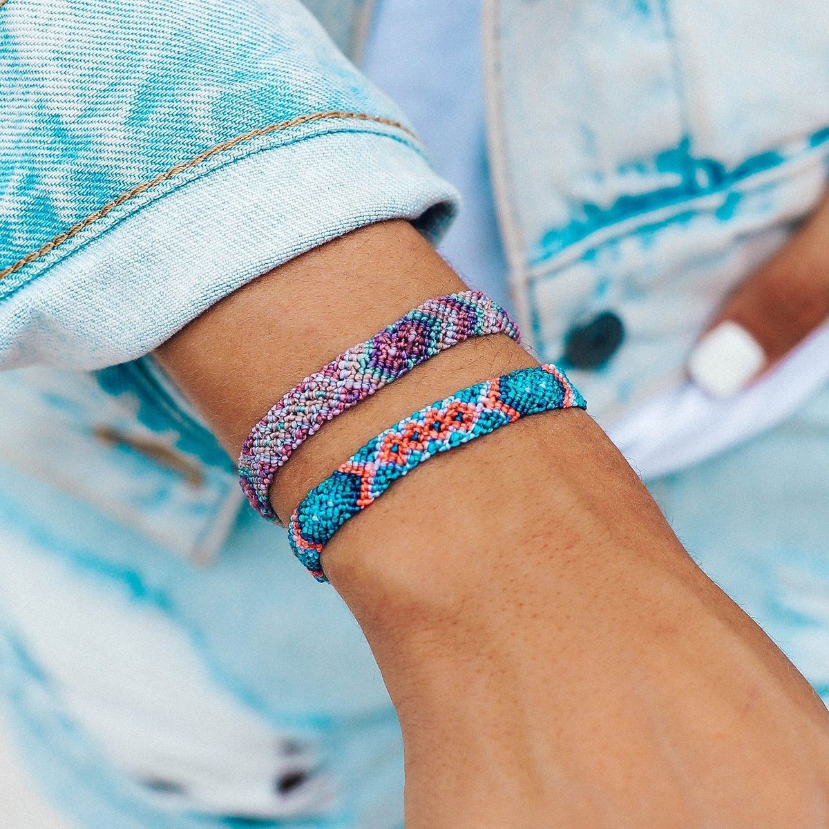 Pura Vida Friendship Macrame Bracelet Coral Calypso