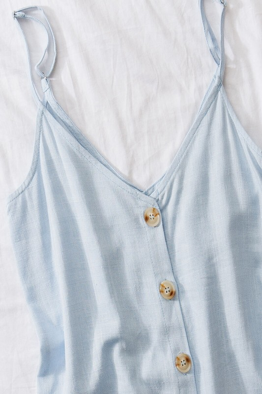 Linen Solid Adjusted Strap Coconut Button Cami (Blue)