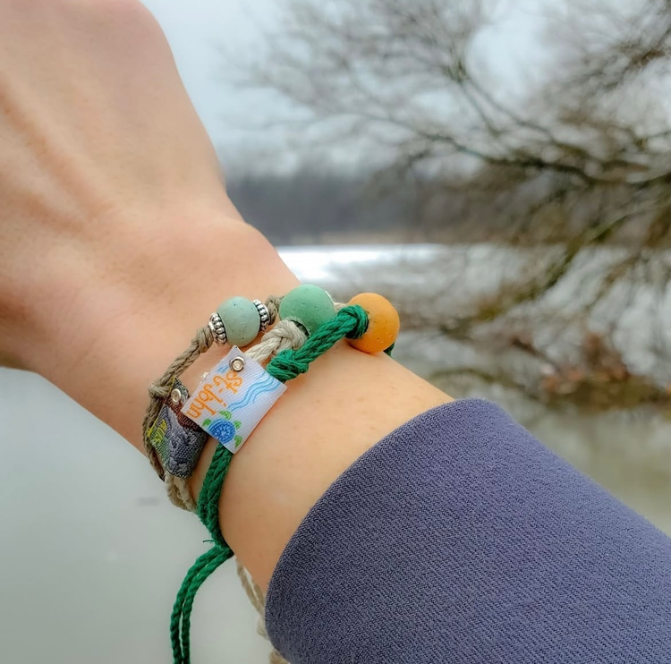 Shop Earth Bands Bracelets | Coral & Calypso