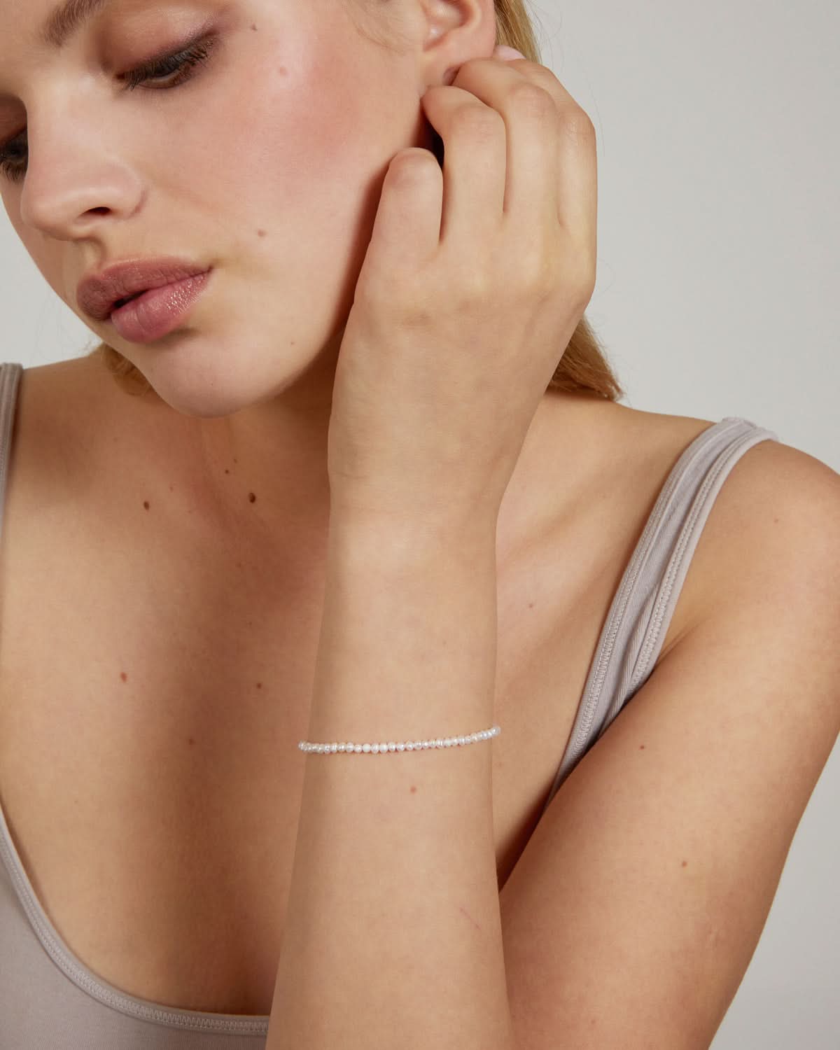 Grit Seed Pearl Bracelet
