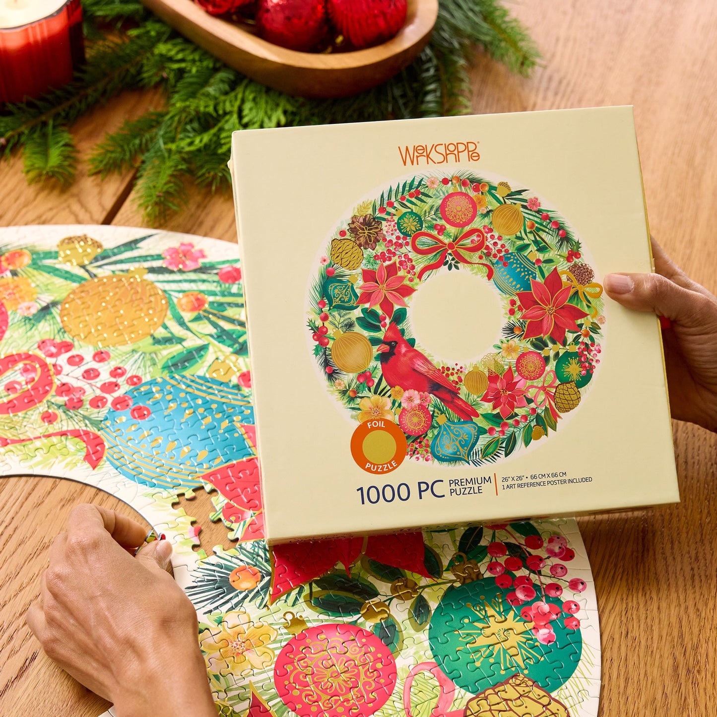 Holiday Wreath 1000 Piece Puzzle