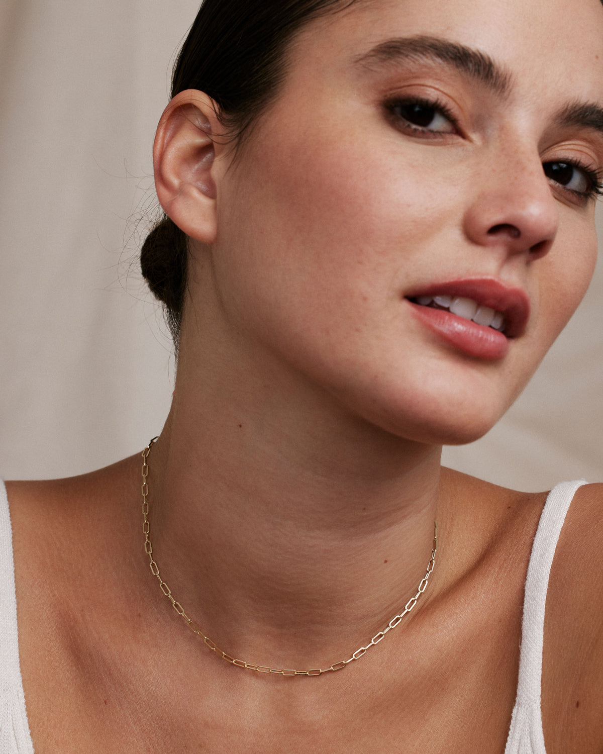 Connected Delicate Paperclip Chain Necklace