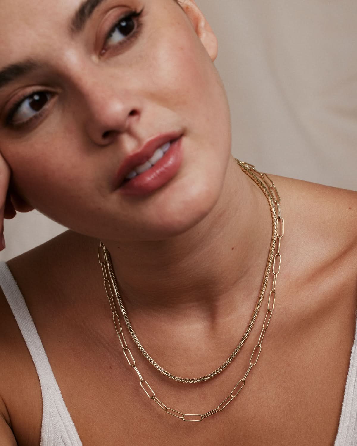 Connected Bold Paperclip Chain Necklace