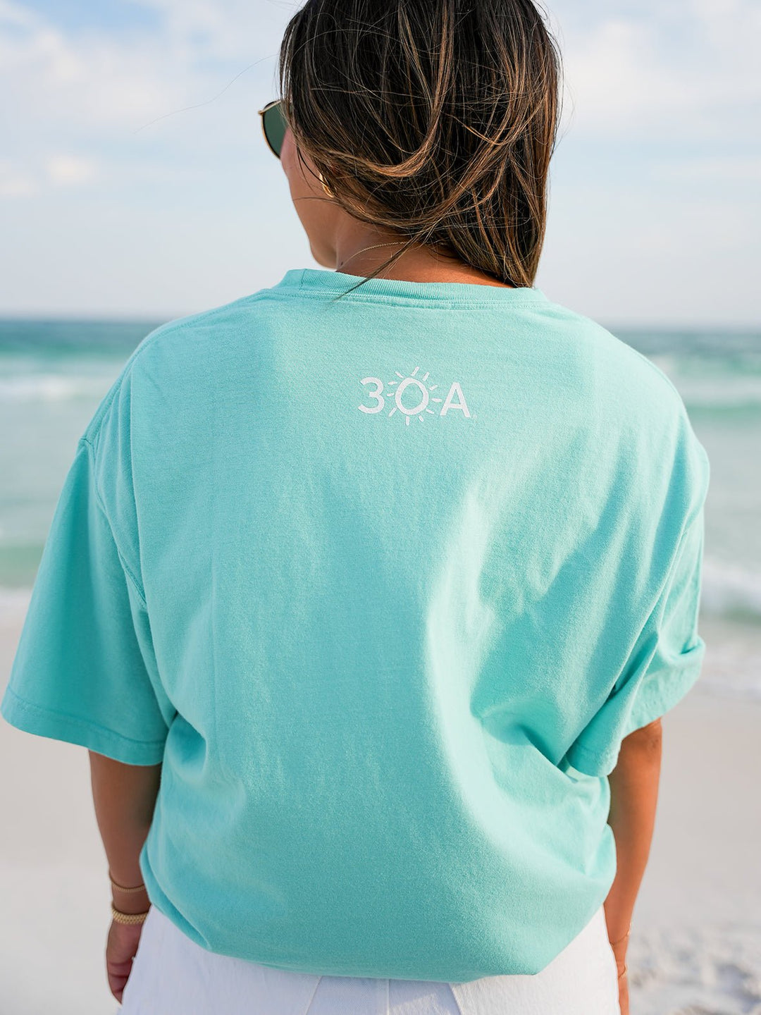 30A Beach Happy Minimalistic T-Shirt