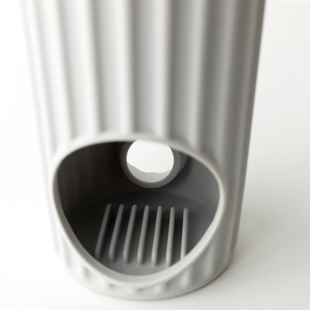 Ripple Spout Snuggler
