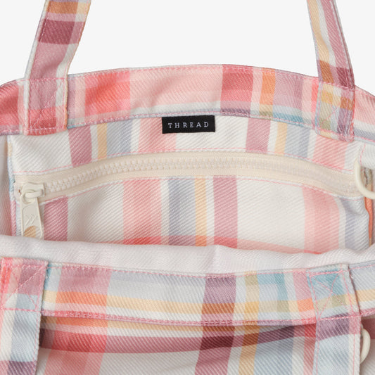 Quinn - Daily Tote Bag
