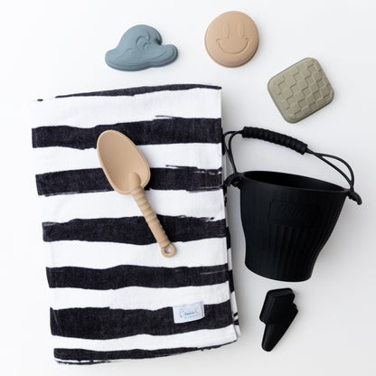 BLACKOUT & BOLT Silicone Beach Toy Set