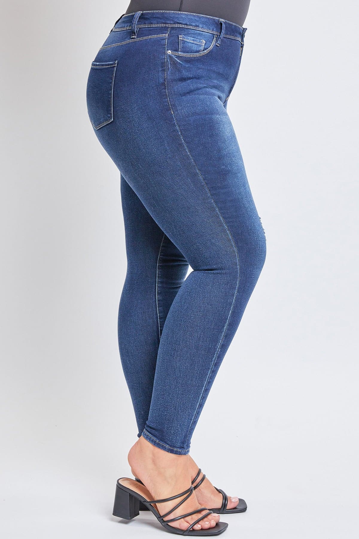 Women's Plus Essential Skinny Jeans