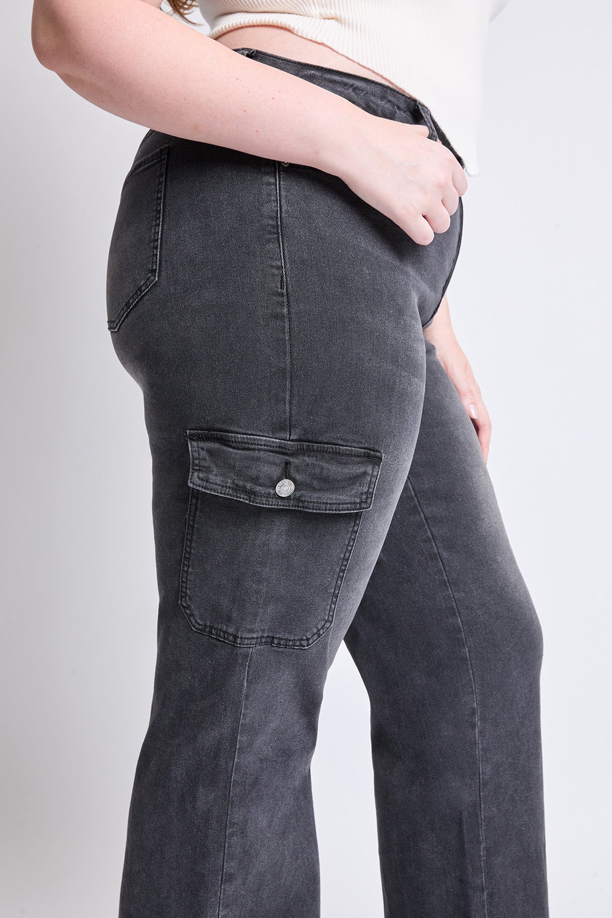 Women's Plus High Rise Wide Leg Skater Cargo Jeans