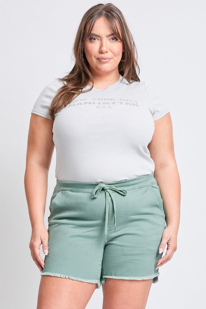 Women's Plus Frayed Hem Pull-on Shorts