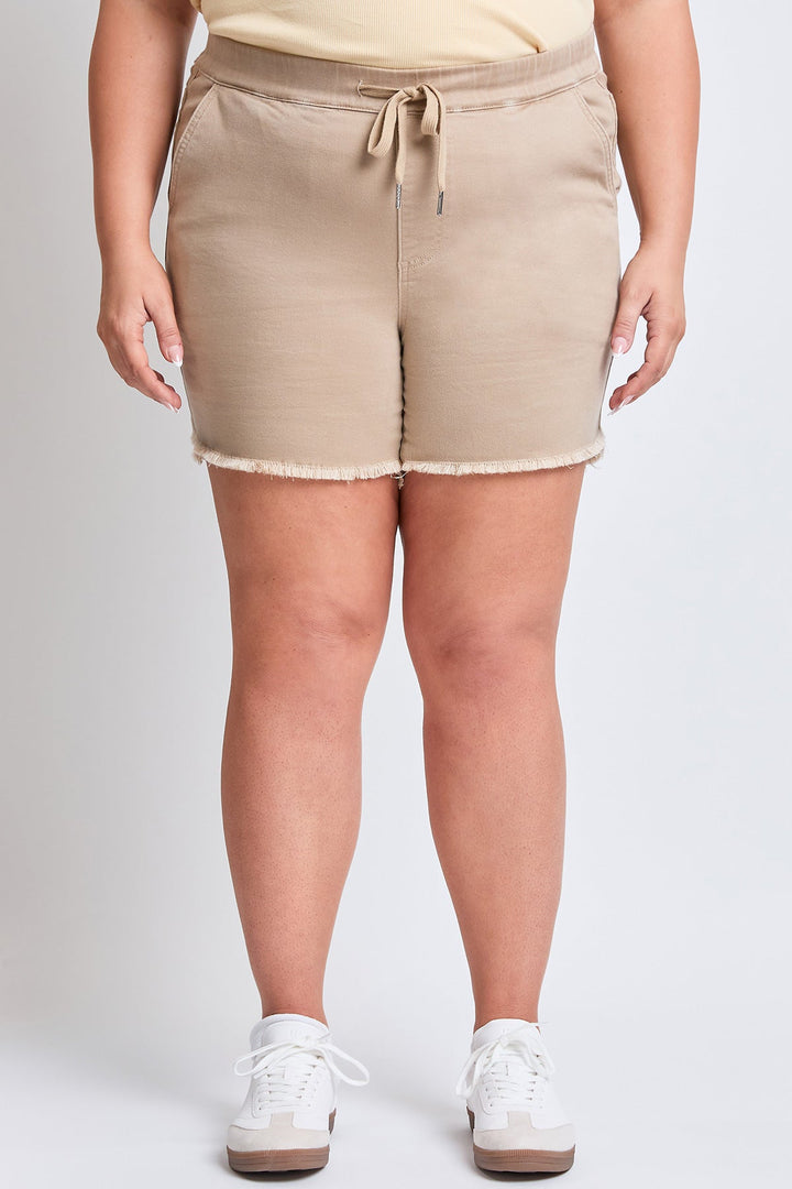 Women's Plus Frayed Hem Pull-on Shorts