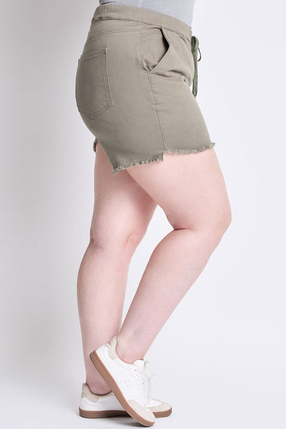 Women's Plus Frayed Hem Pull-on Shorts