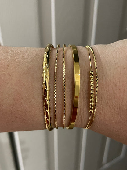 HEMSWORTH - Simple Cuff Accent Bracelet