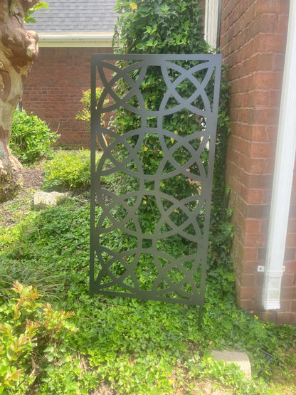 Newport Metal Trellis/Privacy Screen