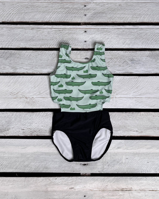 Gator Girls Cutout with Bow