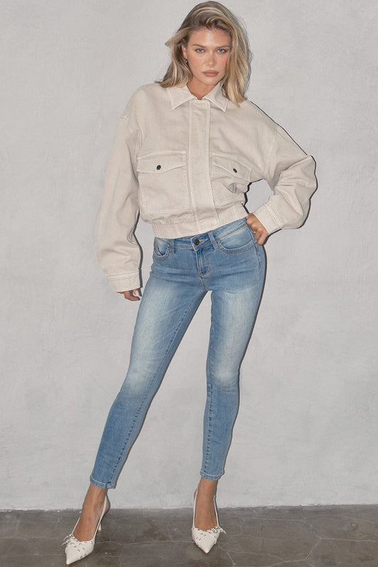 Women's WannaBettaButt Mid Rise Embroidered Skinny Jean