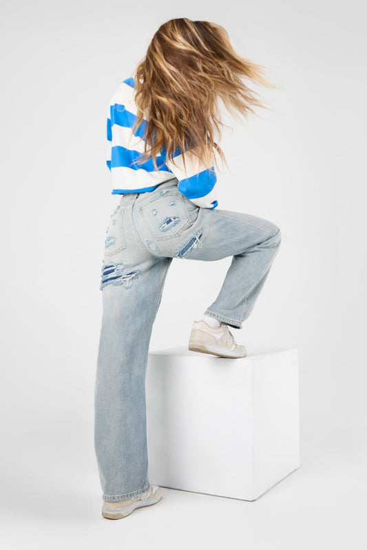 Women's High Rise Relaxed Fit Rip Repair Jeans