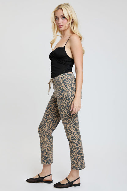 Women's High Rise Pull On Straight Leg Jogger