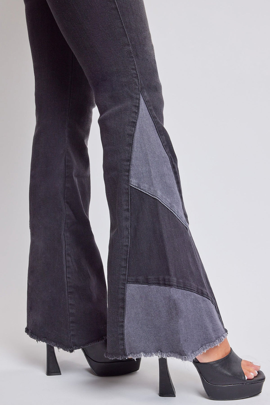 Women's Sustainable Block Panel Flare Jeans