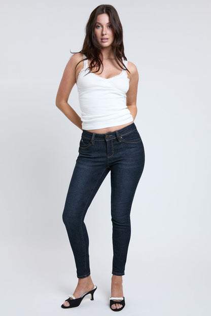Women's Sustainable WannaBettaButt Skinny Jeans