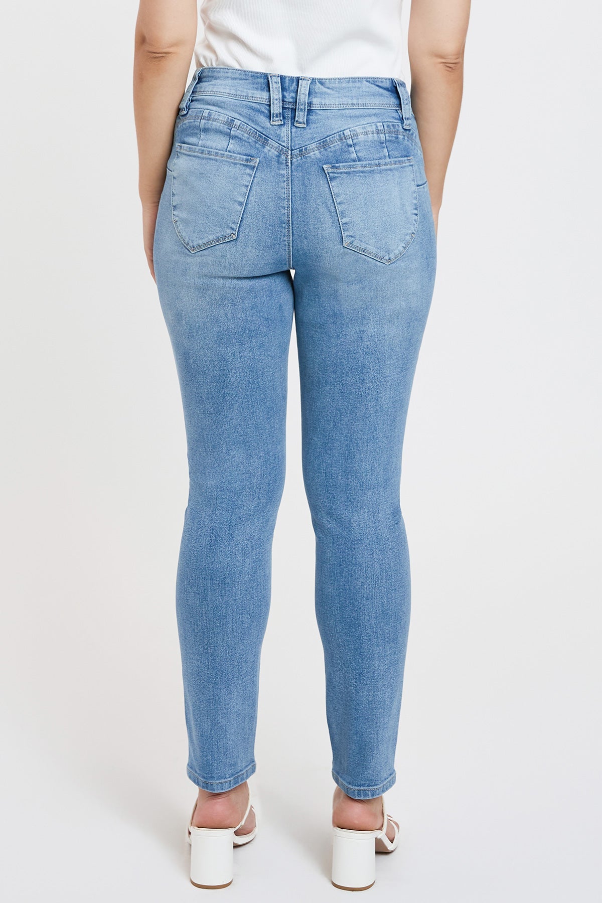 Women's Petite Curve Confidence WannaBettaButt Mid Rise Skinny