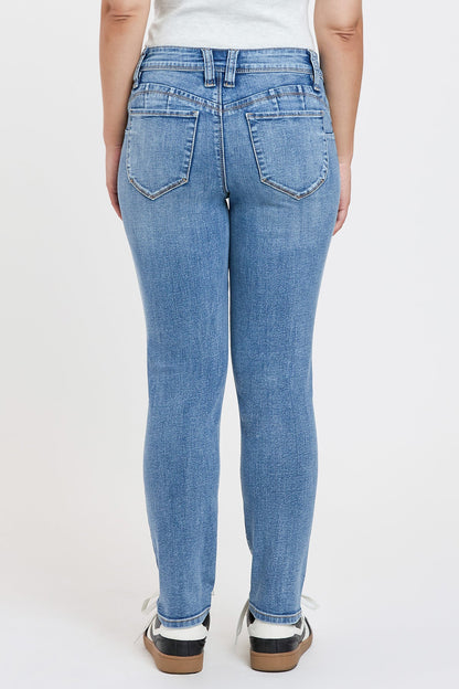 Women's Petite Curve Confidence WannaBettaButt Mid Rise Skinny